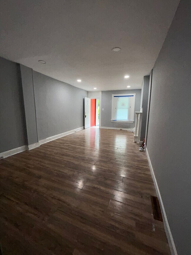 Photo - 414 Reservoir St