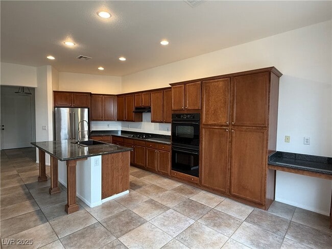 Photo - 320 Corsicana St