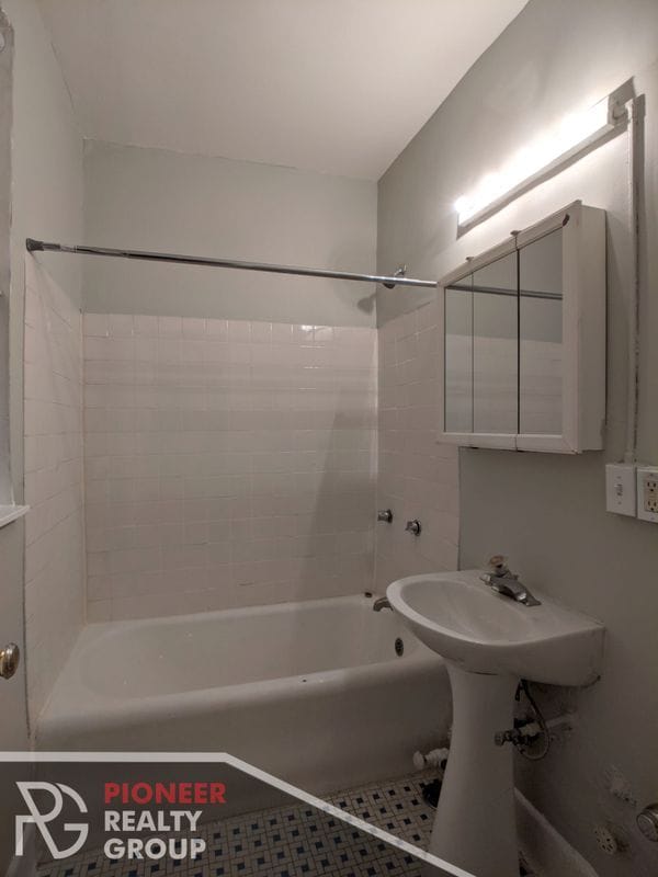 Photo - 3831 N Fremont St Unit 307