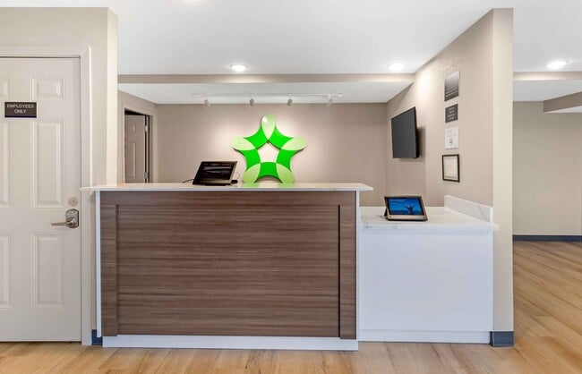 Furnished Studio-Longview