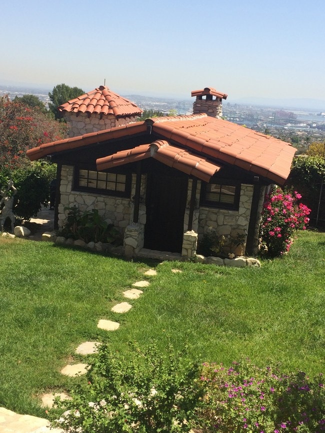 Building Photo - 6441 Via Colinita Unit Stone house
