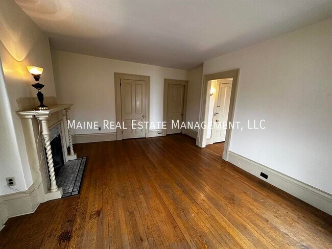 Photo - 79 Broadway Unit 2