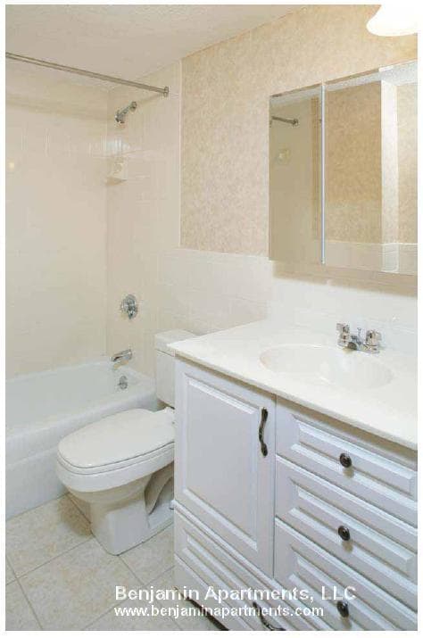 Photo - 15 Allen St Unit 8