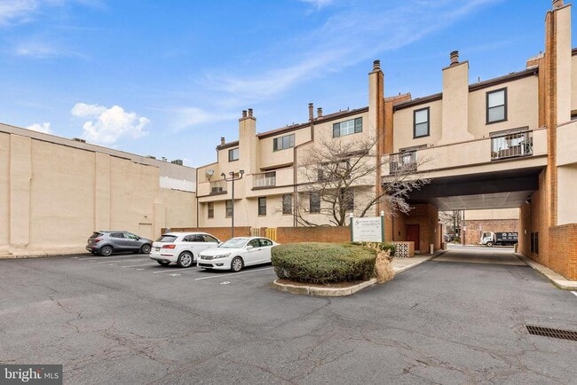 Photo - 228 N 22nd St