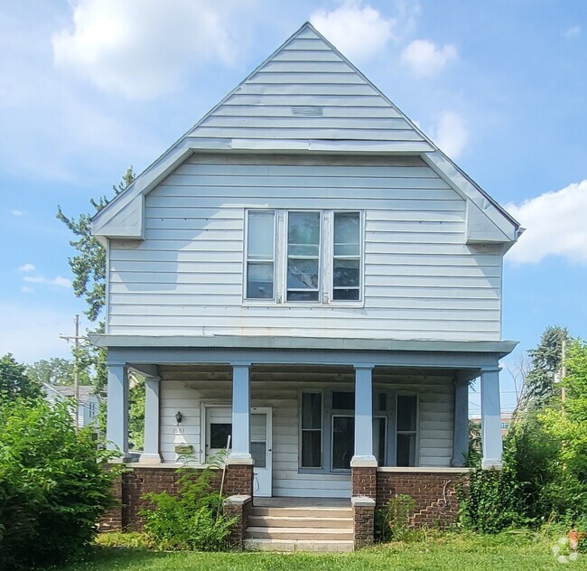 Building Photo - 1501 E Lewis St Rental