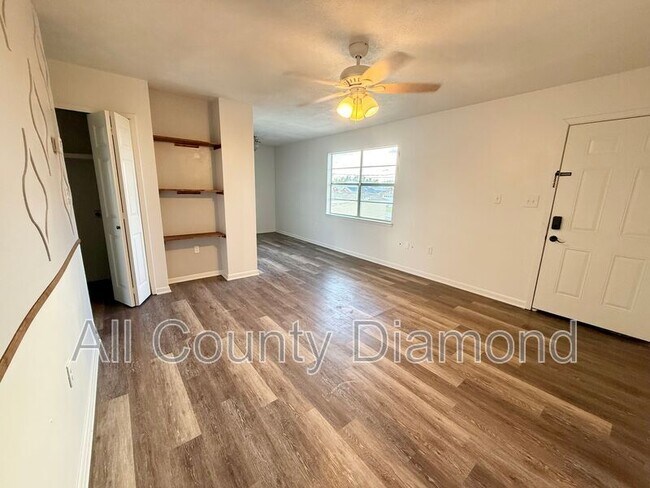 Photo - 506 N 11th St Unidad A4