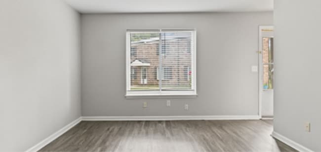 Photo - Autumn Wood Apartments