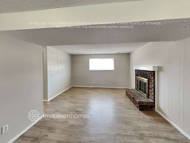 Photo - 1534 S Fraser Way