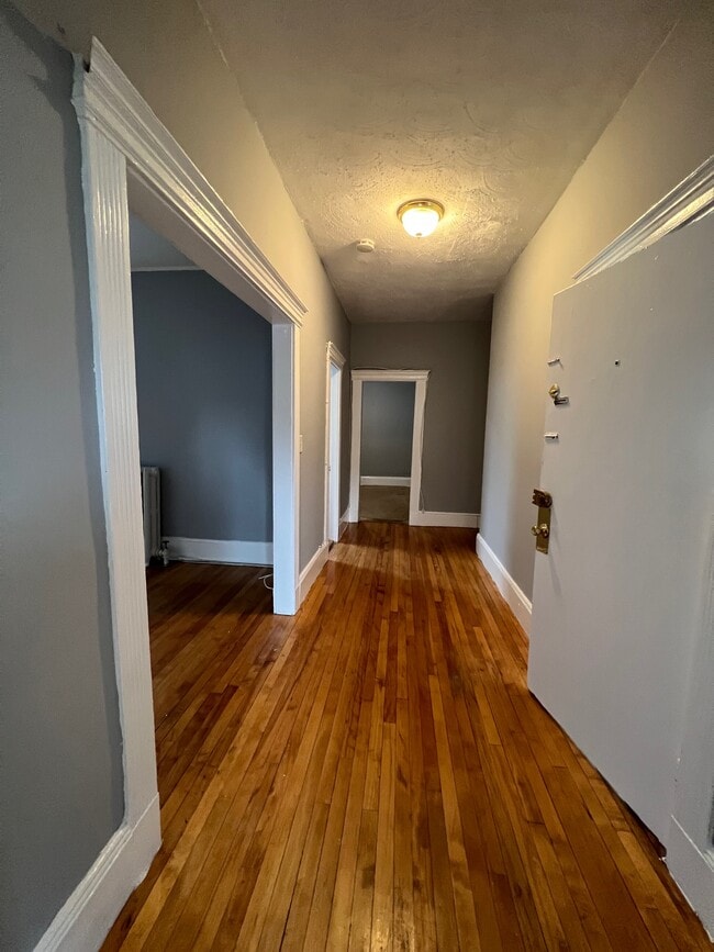 Photo - 137 Chiswick Rd