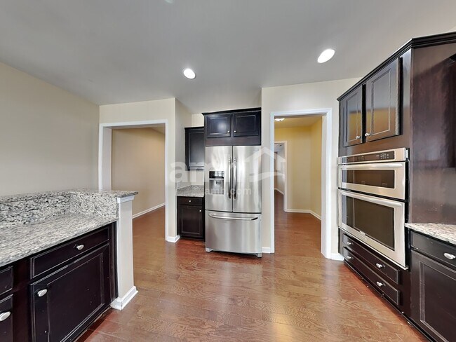 Photo - 15325 Colonial Park Dr