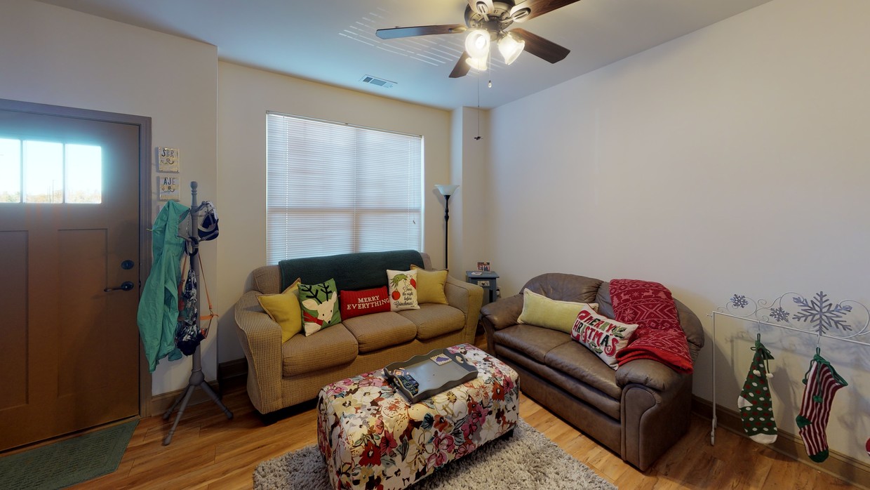 Photo - The Pier Apartments