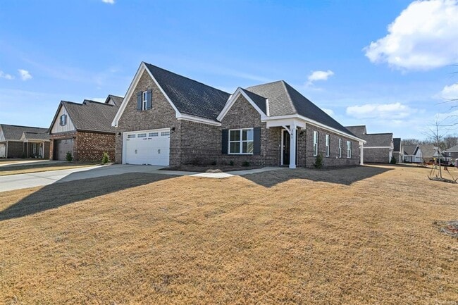 Photo - 761 Harbin Dr