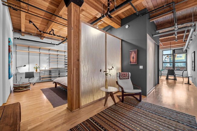 Photo - Gorgeous One Bedroom Luxury Condo in Ballpark!