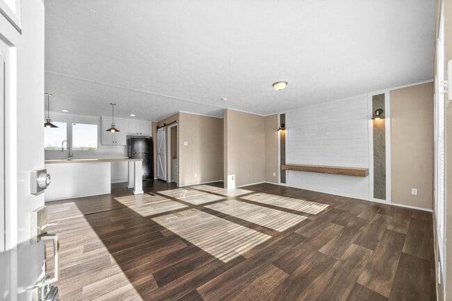 Photo - Beautiful Modular in Country Setting