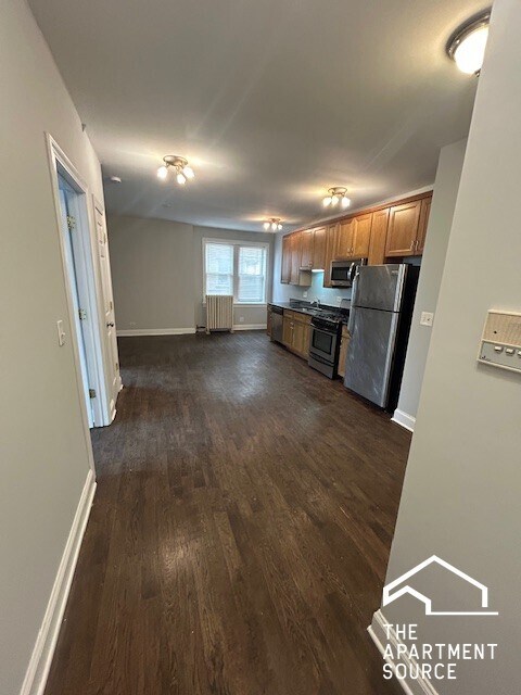 Photo - 4554 W George St Unit 3