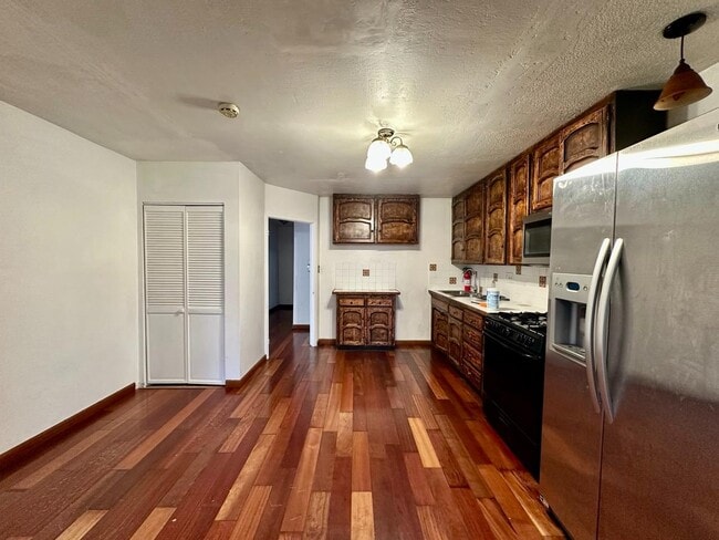 Photo - 815 Canyon Rd