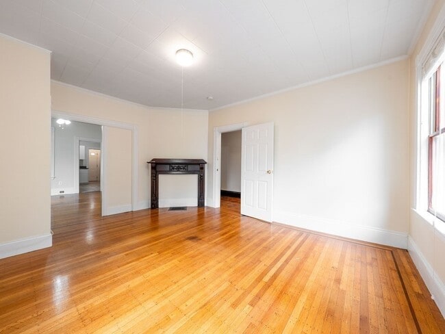 Photo - 8 Westerly St Unit 1