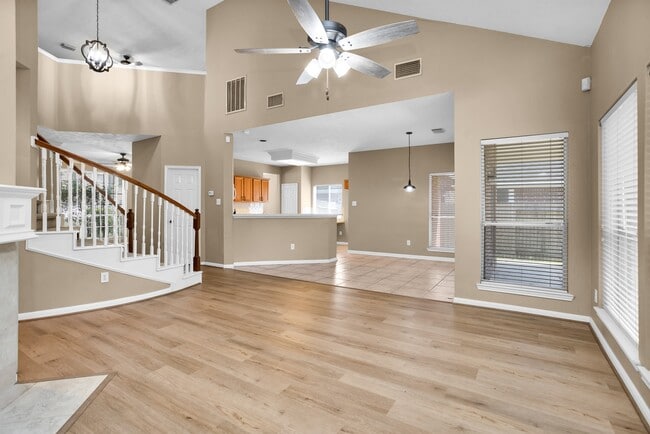 Photo - 20931 Deauville Dr