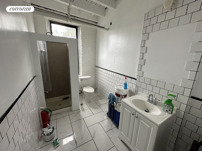 Photo - 125 Green St