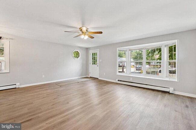 Building Photo - 8517 Osler Ave Rental