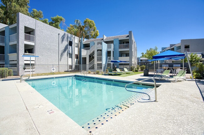 Building Photo - Park Vista Rental