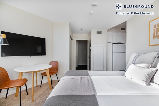 Photo - 288 106th Ave NE Unidad FL12-ID116