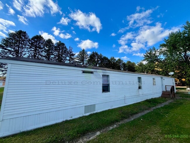 Photo - 3 Bedroom Mobile Home! Available NOW! Midd...