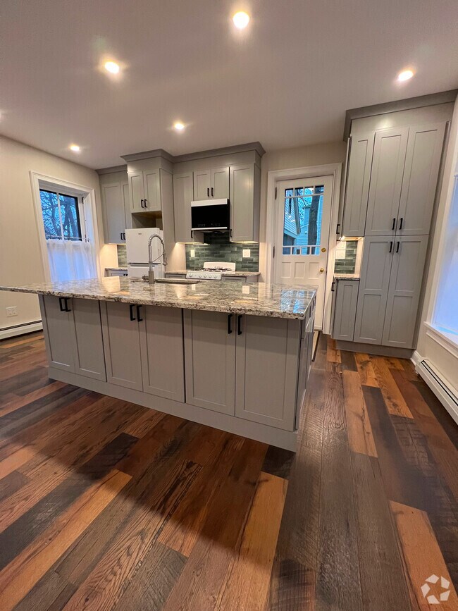 Apartments for Rent in Wilton, NY 81 Rentals