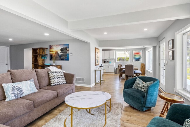 Photo - 807 Portage Lakes Drive Unit SI ID1593922P