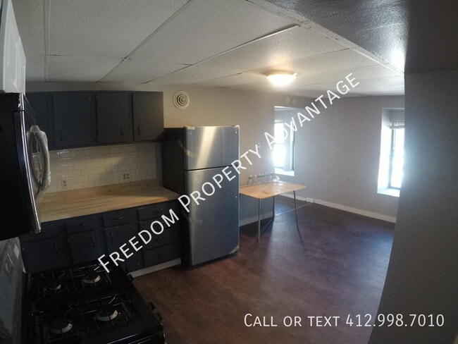 Photo - 129 S 17th St Unit 3