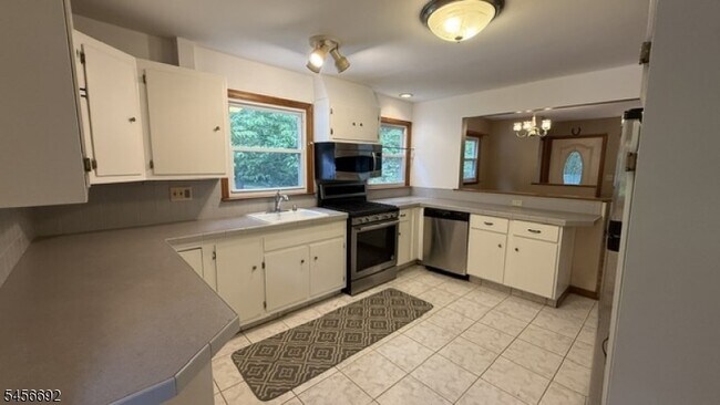22 Old Creamery Rd