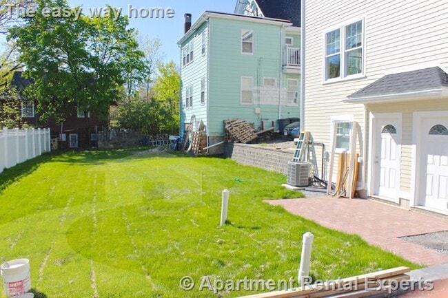 Photo - 620 Trapelo Rd