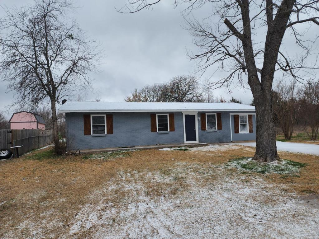 Photo - 211 Umstead Ave