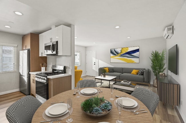 Photo - 1352 W 36th St Unit 4