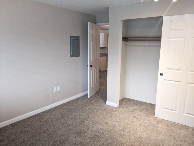 1150 NE Sunset Blvd Unit 219