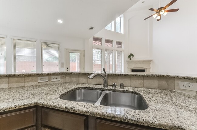 Photo - 10014 Eldarica Way