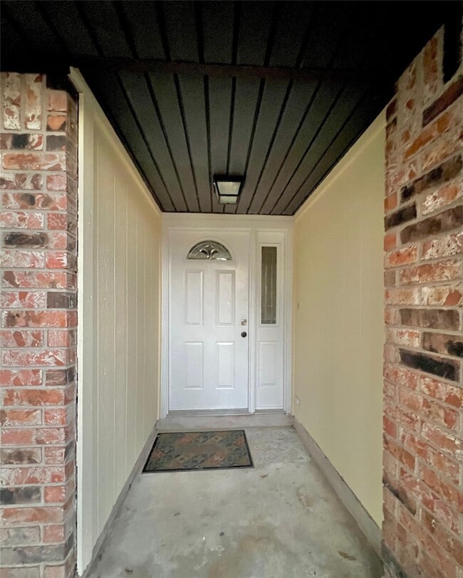 Photo - 22319 Deville Dr