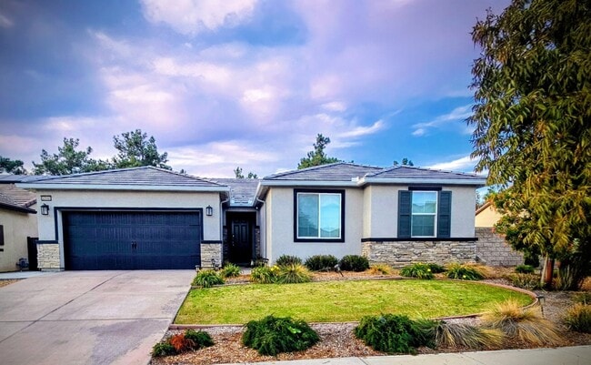 Building Photo - 10310 Spanish Moss Dr