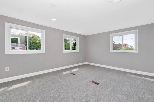 Photo - 2100 Ashburton St Unit 2100 Ashburton