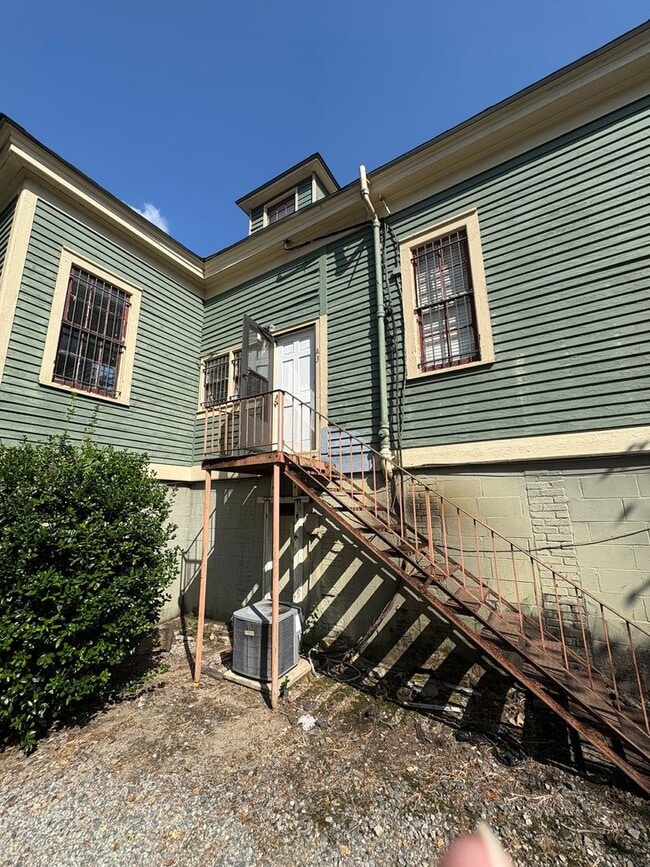 Photo - 227 Orange St Unit Apartment A3