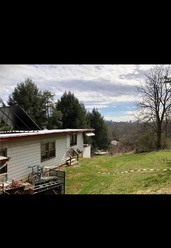 Photo - 330 Barnard Ave