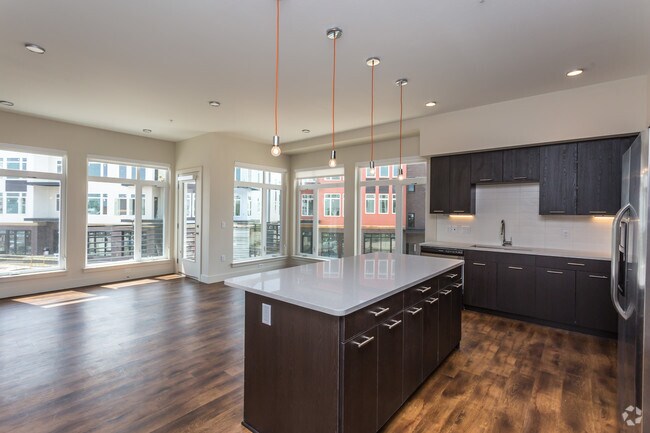 2BR, 2BA - 2.1B