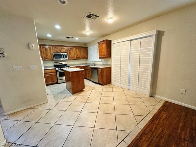 Photo - 5018 Lime Kiln Ave