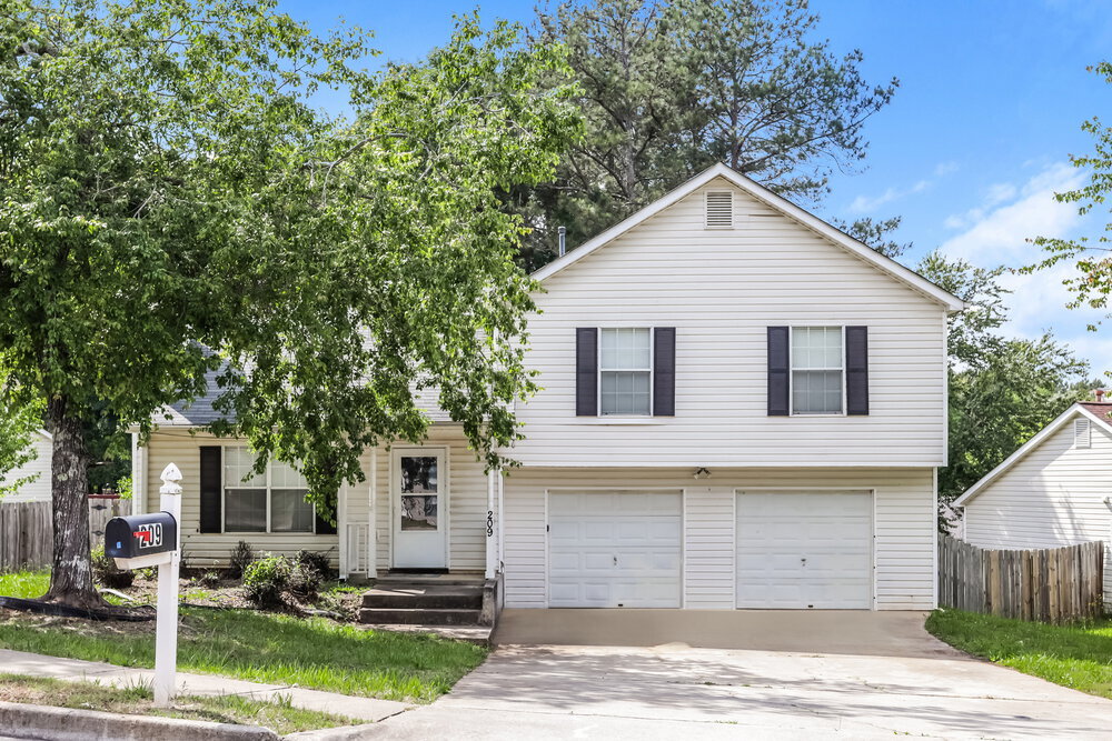 Photo - 209 Brandon Ridge Cir House