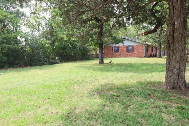 Photo - 610 E Peoria Ave
