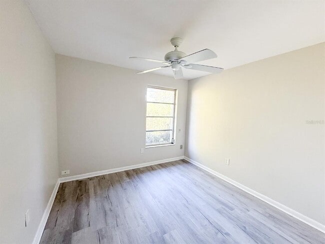 Photo - 2417 Magdalina Dr