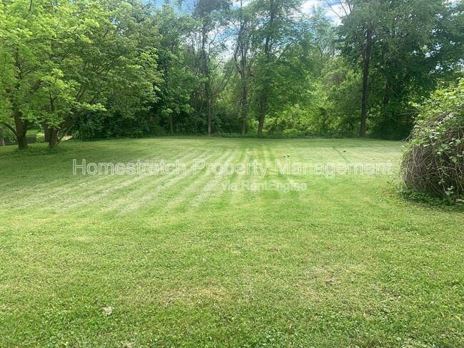 Photo - 6132 IL-162