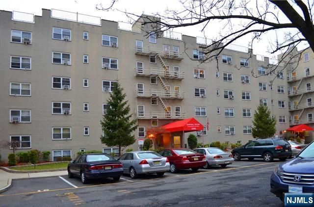 Building Photo - 2205 North St Unit 3A Rental