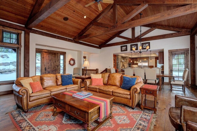 Photo - 14 Peaks View Dr Unidad ID1255684P