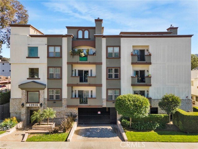 Photo - 12916 Moorpark St Condo Unit 203